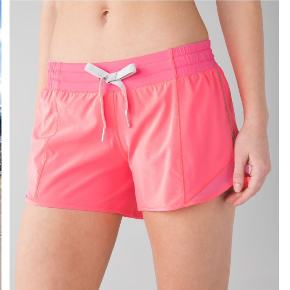 Lululemon Hotty Hot Running Shorts Mesh Trim Flash Light Size 10